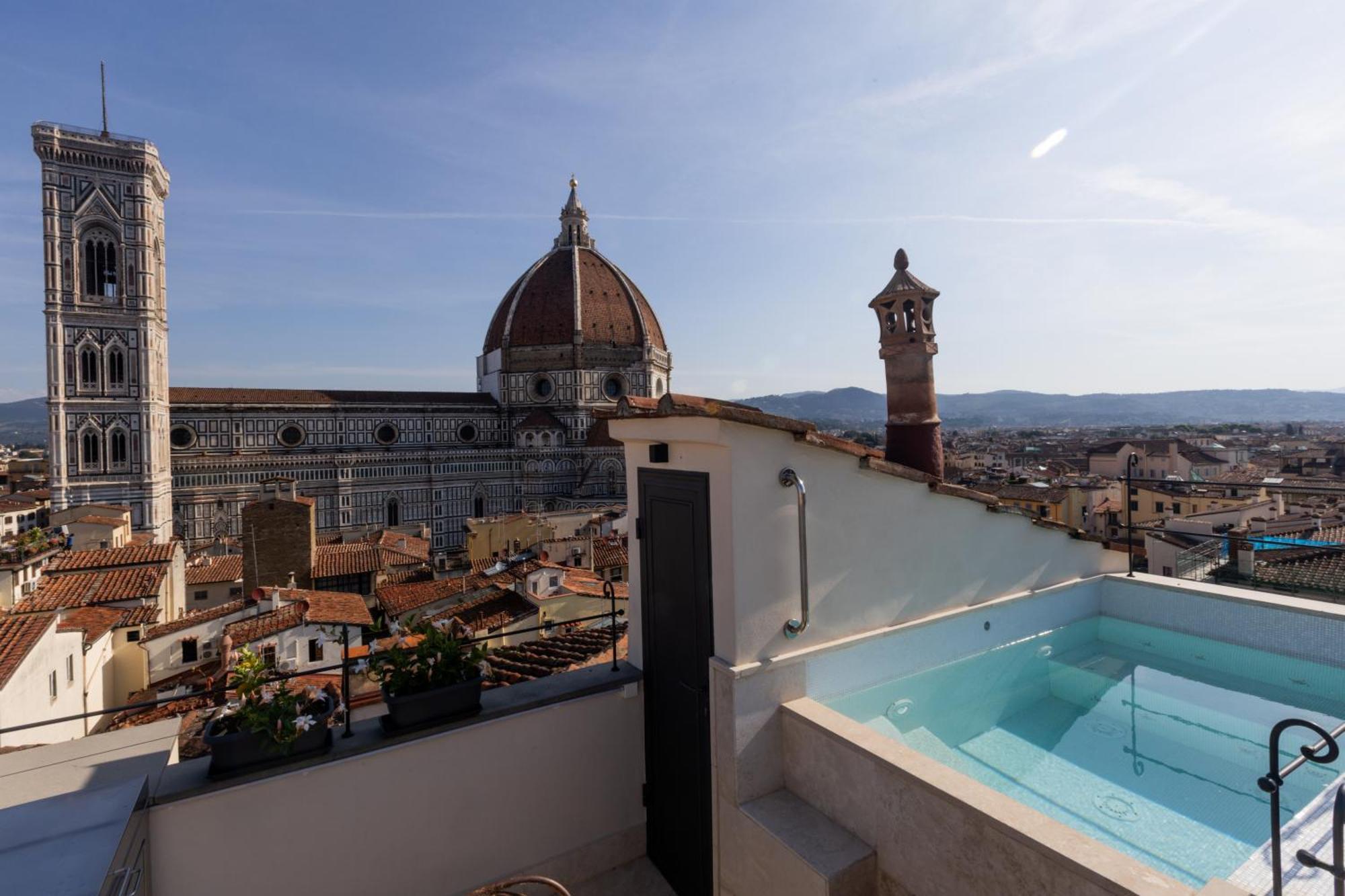 Donati Luxury Tower Suites Florence Exterior photo