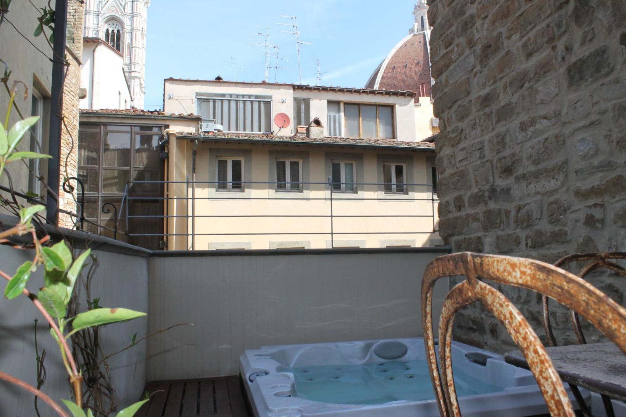 Donati Luxury Tower Suites Florence Exterior photo